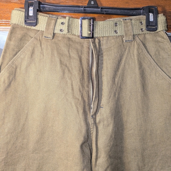 Urban Extreme Vintage Boys Olive Green Cargo Pants – Y2K Belted Utility - Picture 5 of 7